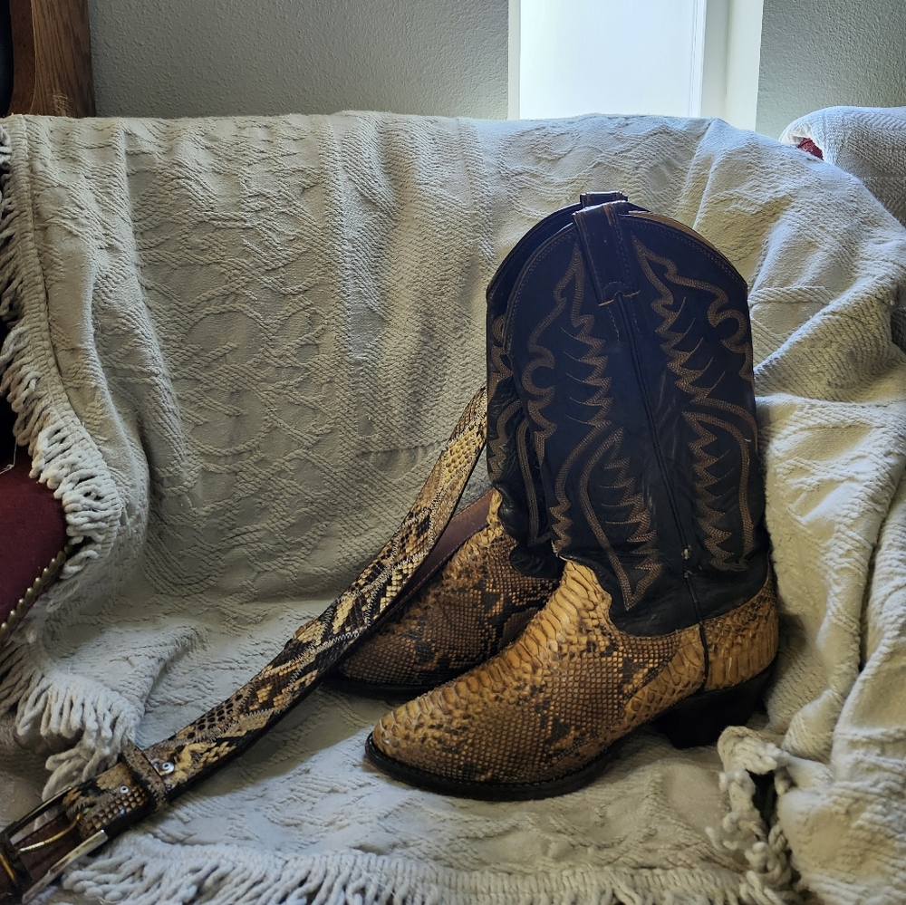 Real Rattlesnake Skin Cowboy Boots with Belt